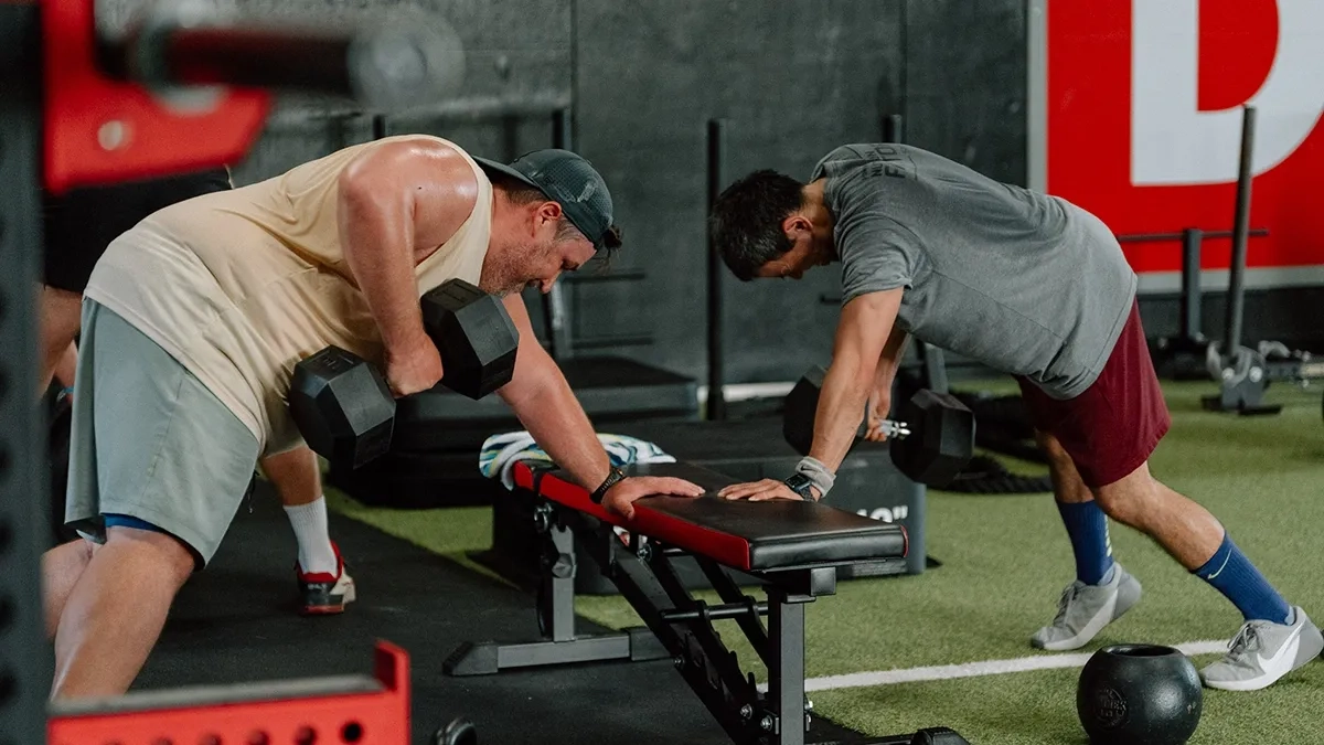 D1 Training bent-over rows