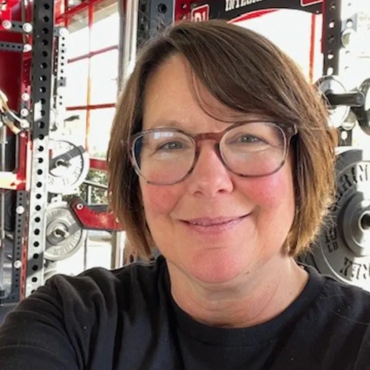 Tracy Kueny